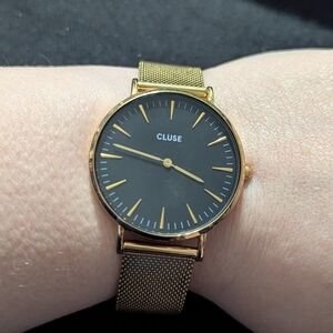 Cluse Gold Tone Mesh Band Black Dial 38mm Statement Watch